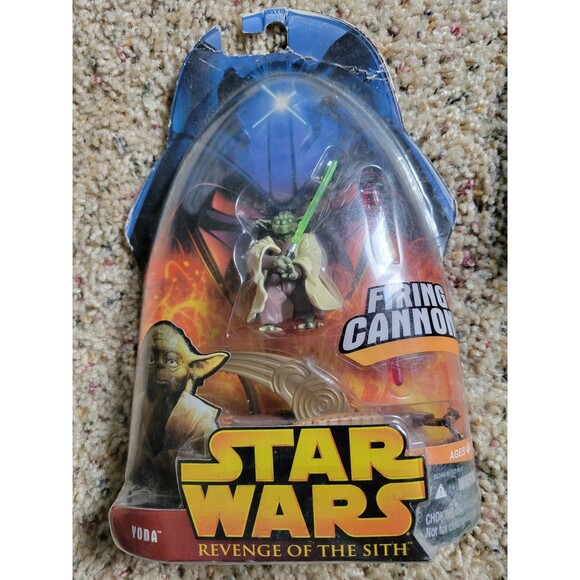 NIP 2005 Star Wars Revenge Of The Sith Yoda Firing Cannon - Picture 1 of 3